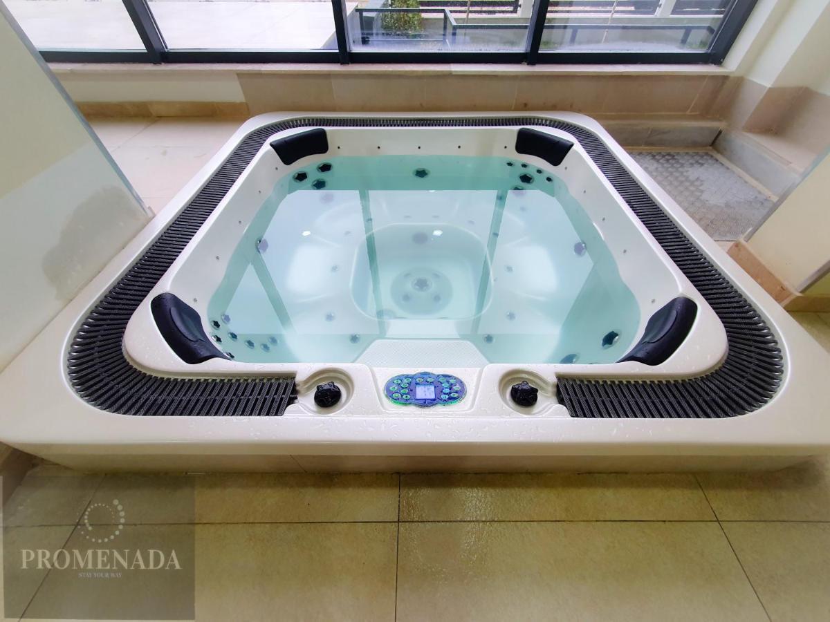 Dava Aparthotel Pool & Spa Mamaia Nord Navodari Exterior photo